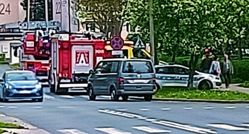 17-latek chciał skoczyć z trzeciego piętra bloku na Zabobrzu