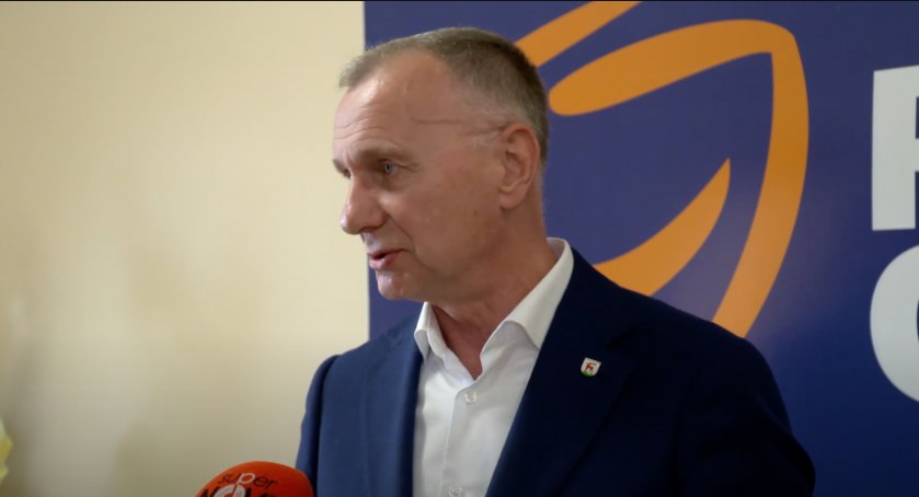 Prezydent Jeleniej Góry próbuje walczyć z mediami?