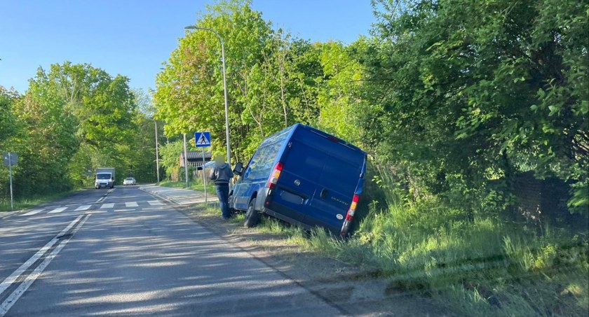 Busem do rowu przy ulicy Podgórzyńskiej