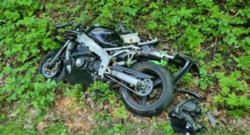 Motocyklem do rowu w Nielestnie
