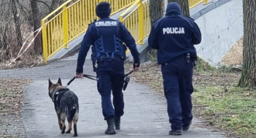 Policyjny pies wskazał miejsce, w którym 35-latek chowa narkotyki