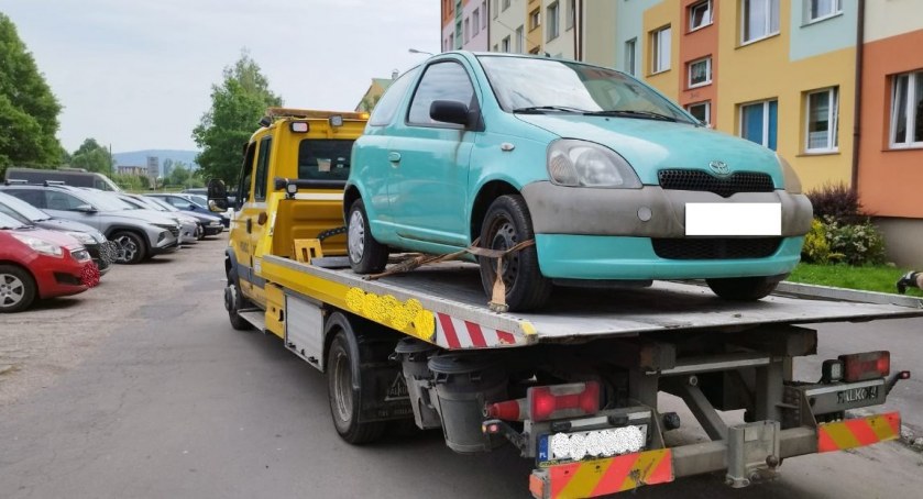 Coraz mniej wraków w Jeleniej Górze