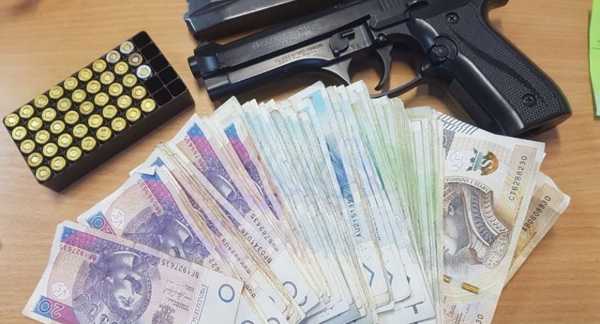 Aresztowany za posiadanie narkotyków, broni i amunicji