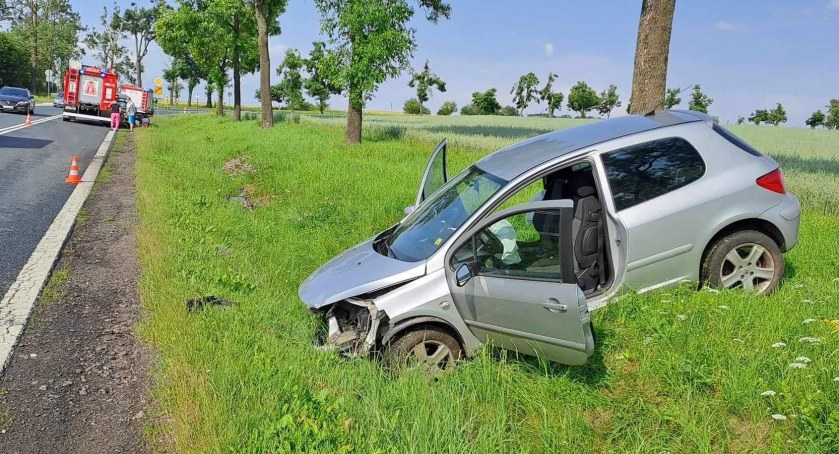 Groźny wypadek pod Mysłowem. Siedem osób poszkodowanych.