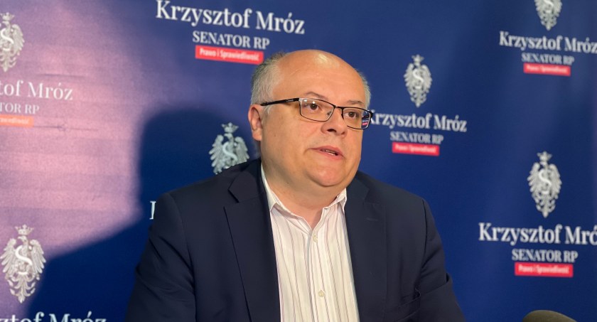 Rząd dołoży miastu do budowy lodowiska