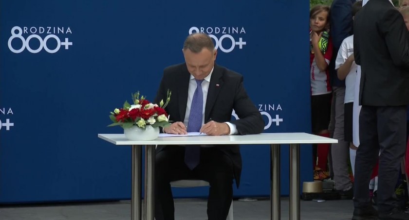 To już pewne. Od 1 stycznia w życie wchodzi 800 plus