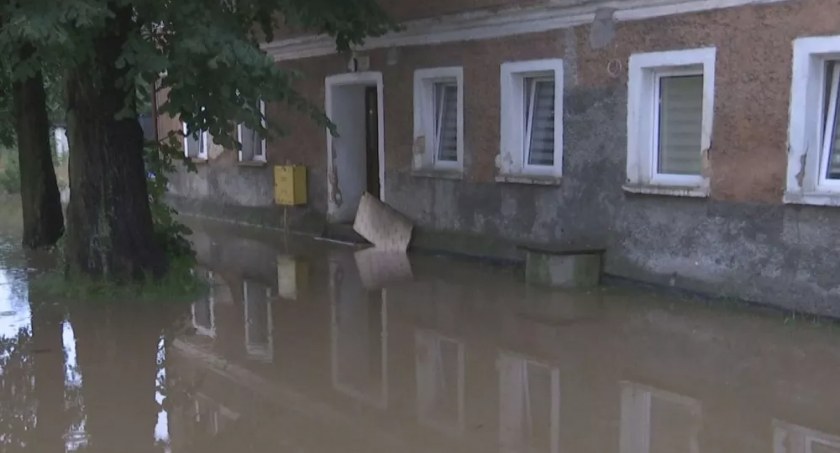 Brak zbiorników retencyjnych przyczyną podtopień. Mieszkańcy Maciejowej są wściekli.