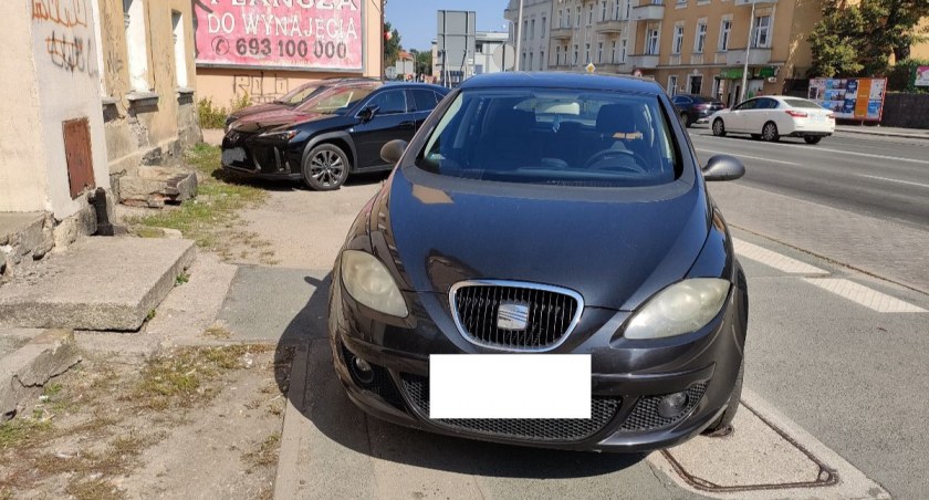 Jelenia Góra : Mistrzowie Parkowania wciąż zaskakują
