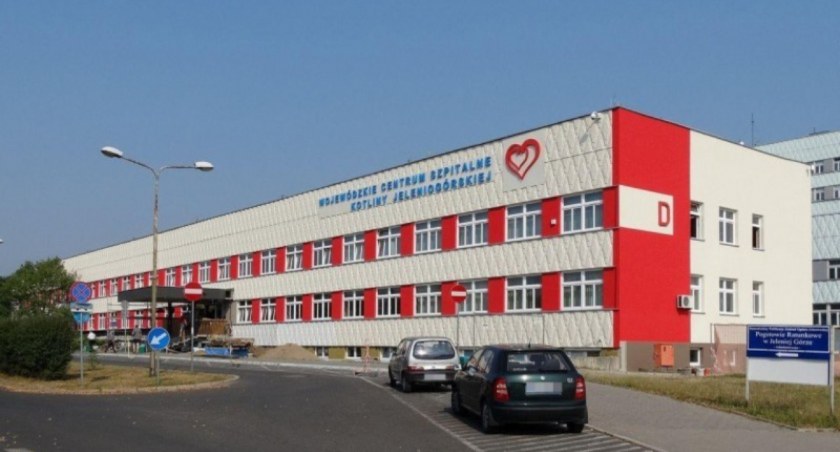 Nowi lekarze na Oddziale Chirurgii Dziecięcej. Mali pacjenci leczeni w powiększonym oddziale