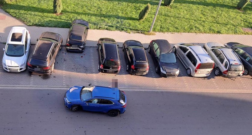 Parkując uszkodziła trzy samochody w centrum miasta