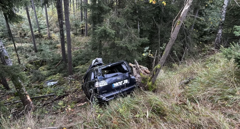 Za Zakrętem Śmierci auto wypadło z drogi
