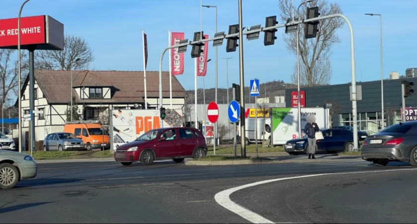 Kamery na skrzyżowaniu będą nagrywały wykroczenia