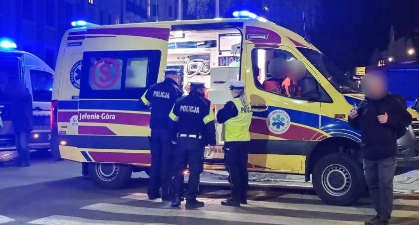 12-latek potrącony na pasach przez busa