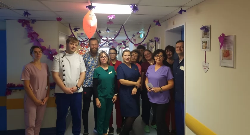 Jeleniogórski szpital przybrał dziś barwę fioletową