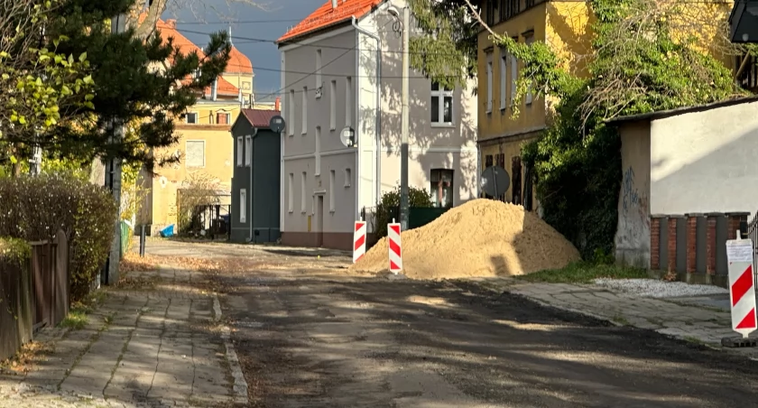 Ruszyły remonty ulic w Cieplicach