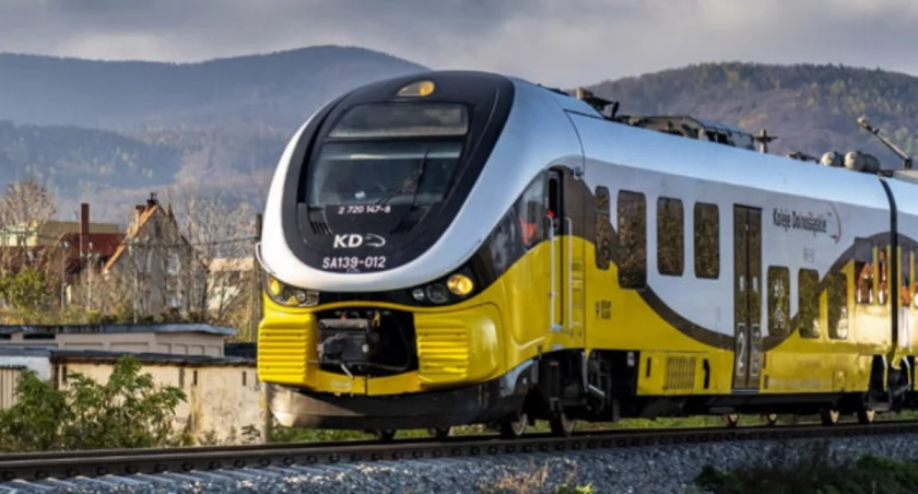 Świeradów-Zdrój po 27 latach znów na kolejowej mapie Polski  