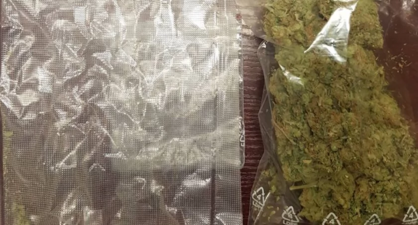 Marihuana i amfetamina w mieszkaniu. 500 porcji nie trafi na rynek