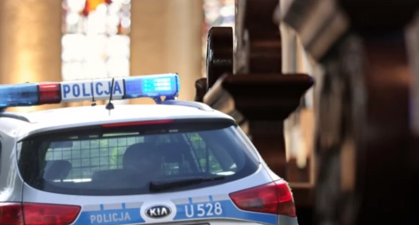 Ewakuacja posterunku policji