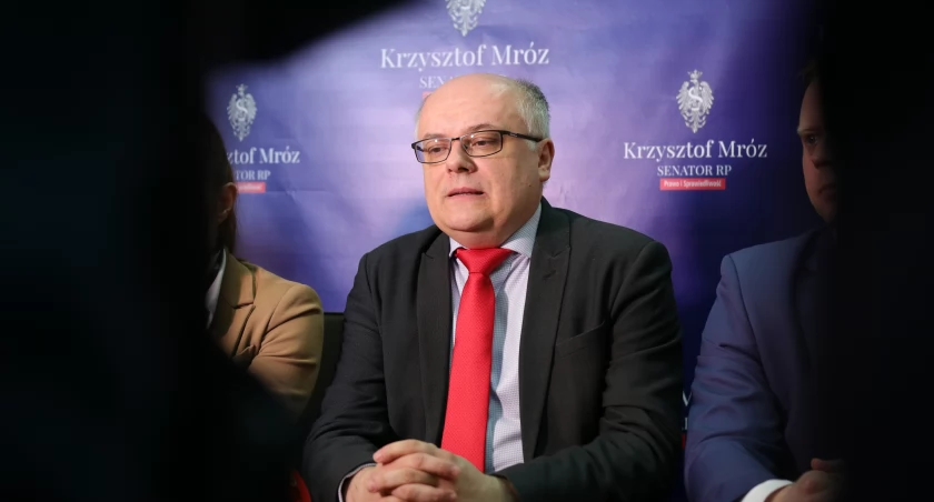 Krzysztof Mróz zaprasza na protest do Warszawy