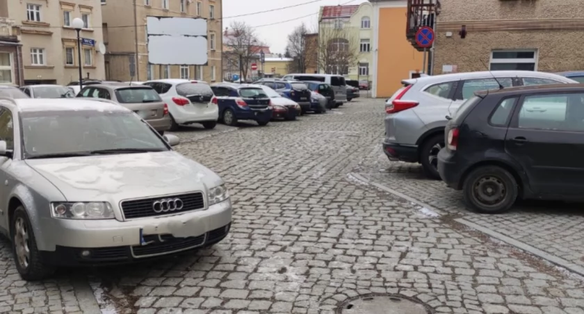 Mistrzowie Parkowania, czyli kierowcy bez wyobraźni