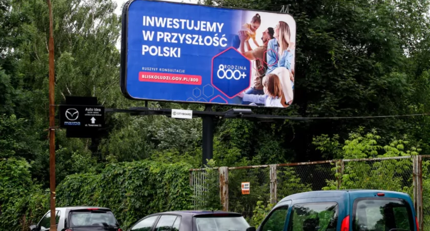 Wnioski na 800 plus - ZUS przypomina!