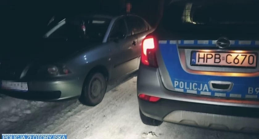 Na widok radiowozu zatrzyamał samochód i przesiadł się na miejsce pasażera - Tłumaczył się wyjątkowo naiwnie