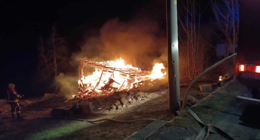 Pożar w Świeradowie. Ktoś podpalił szopę?
