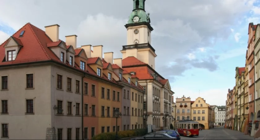 Wybory samorządowe 2024  – dowiedz się więcej