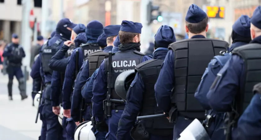 Rekordowa liczba odejść z policji w 2023 roku