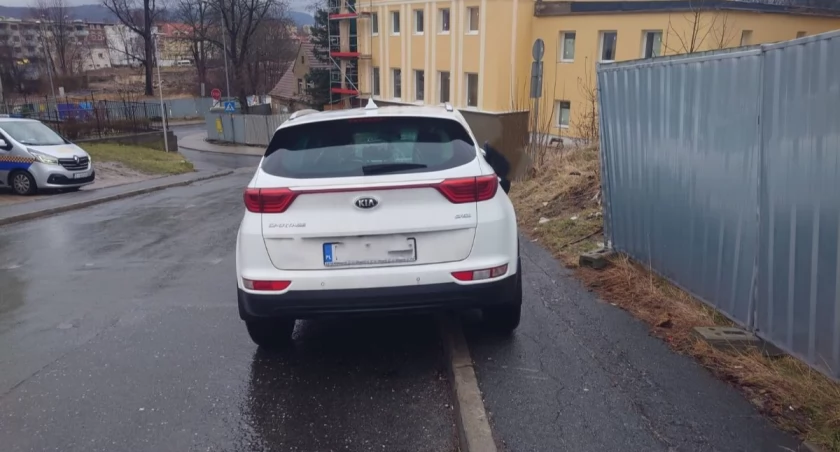 Jeleniogórscy Mistrzowie Parkowania - absurdów ciąg dalszy