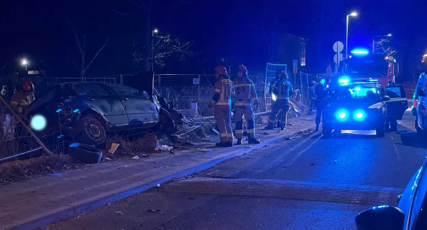Rajd pijanego kierowcy ulicą Morcinka. Cud, że nikt nie ucierpiał. Obywatelskie zatrzymanie.