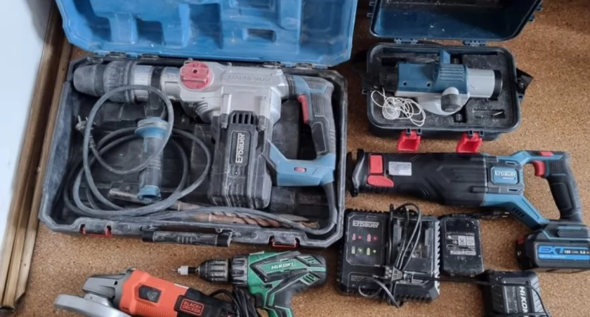Przywłaszczył powierzone mu elektronarzędzia
