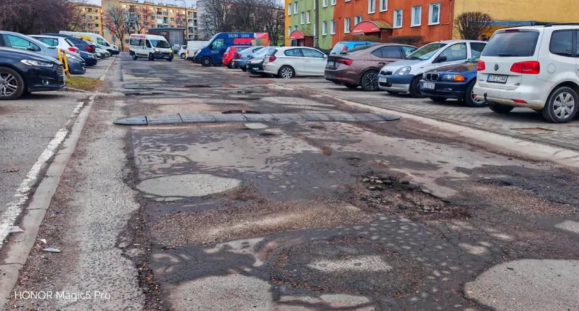 Rozpoczął się remont ulicy Karłowicza