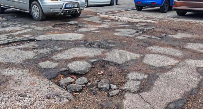 Utrudnienia w ruchu spowodowane pracami drogowymi