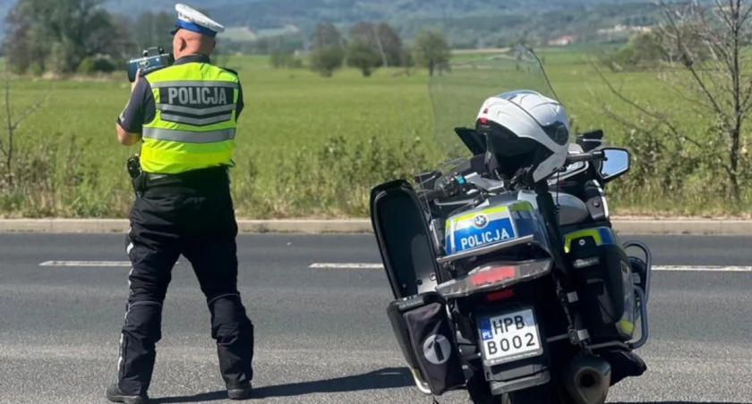 Kierowcy, dziś na drogach będzie więcej kontroli prędkości