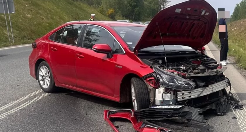 Wypadek drogowy, kilkanaście kolizji i pięćset interwencji. Czas na podsumowanie majówki