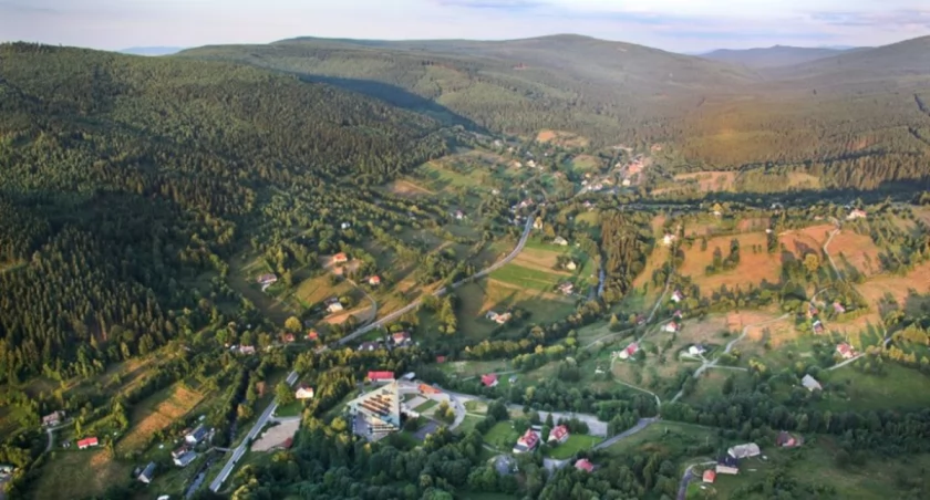 Inwestorzy w Świeradowie-Zdroju sprytnie omijają prawo?
