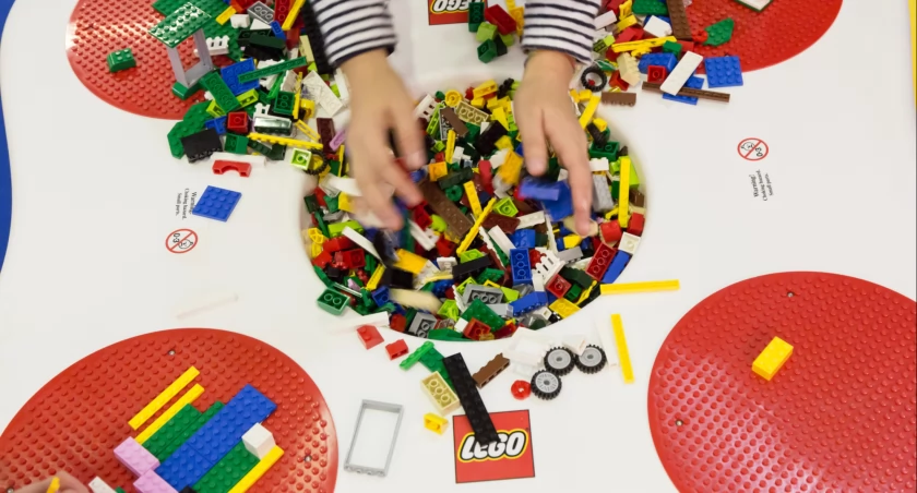 Rozwiń wyobraźnię z zestawami LEGO Creator – TOP 5 zestawów dla dużych i małych konstruktorów