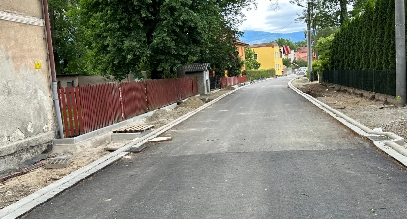 Trwa remont ulic Juszczaka i Zamoyskiego w Jeleniej Górze