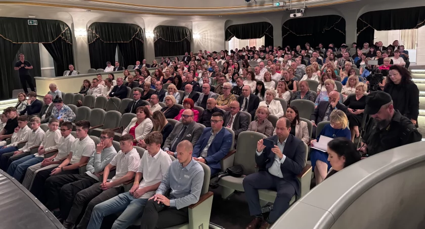 Wojewódzkie obchody zakończenia roku szkolnego w Jeleniej Górze