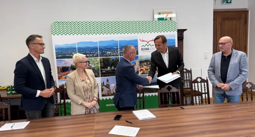 Kolejne autobusy elektryczne trafią do Jeleniej Góry