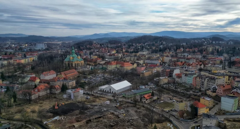 Turyści kontra mieszkańcy. Ten konflikt jest nie do rozwiązania