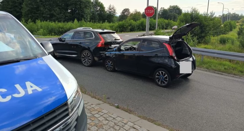Po spowodowaniu kolizji wydmuchała 2 promile. Dobrze, że nikogo nie zabiła