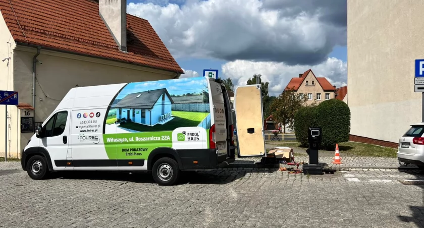 Nowe ładowarki do samochodów elektrycznych w Jeleniej Górze