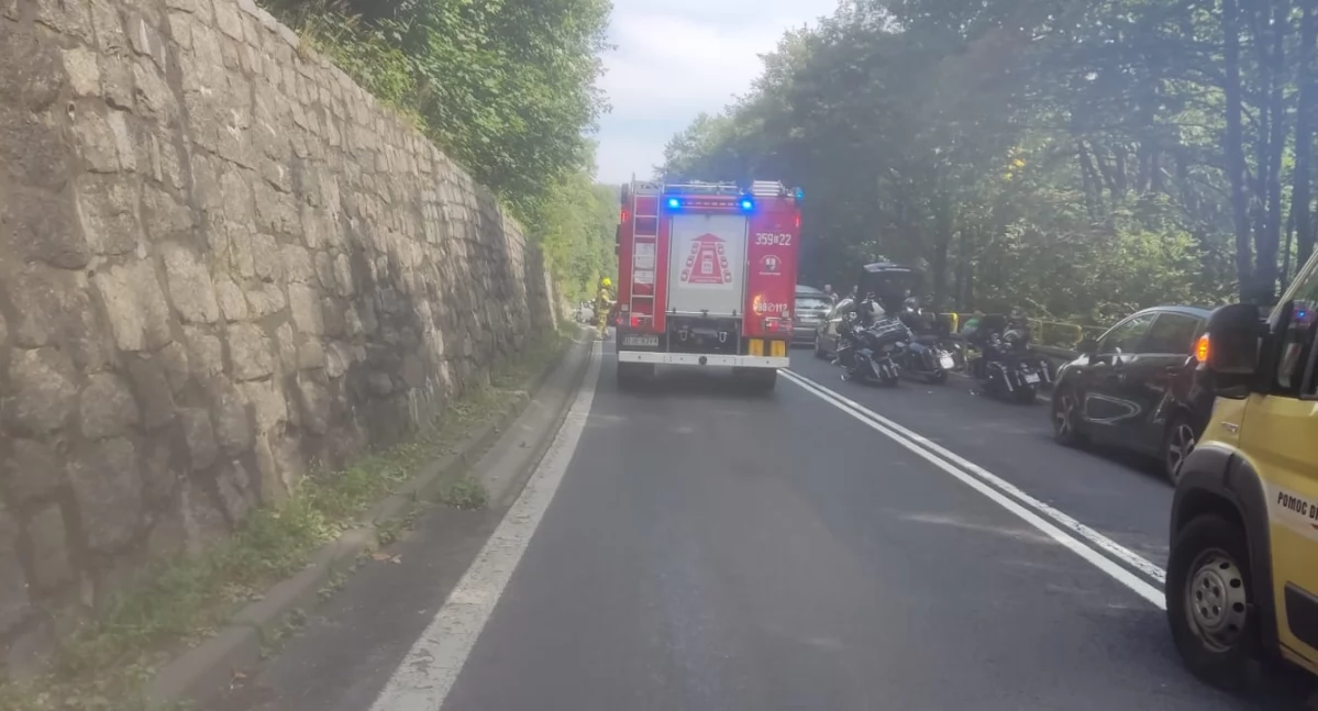 Zablokowana droga do Szklarskiej Poręby