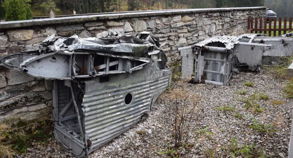 Tajemnicze Karkonosze : Katastrofa lotnicza pod Śnieżką. 
