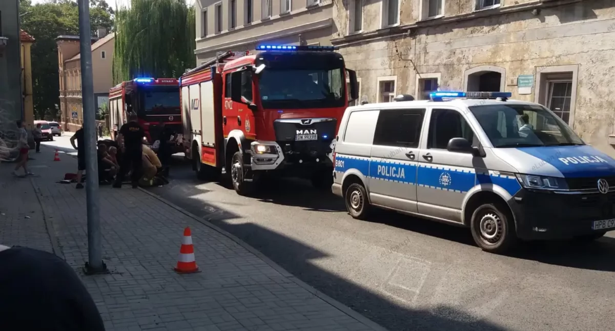Ośmiolatek potrącony w Lubaniu w ciężkim stanie trafił do szpitala