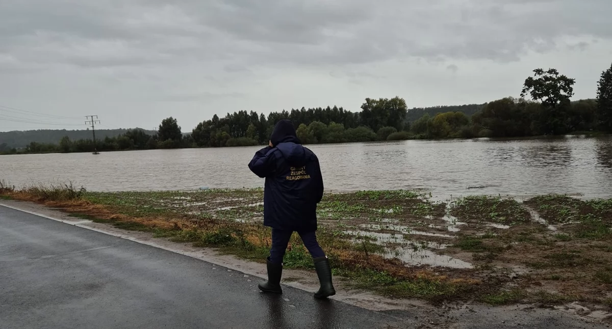 Muszę być z Wami szczery, najgorsze jest jeszcze przed nami. - mówił burmistrz