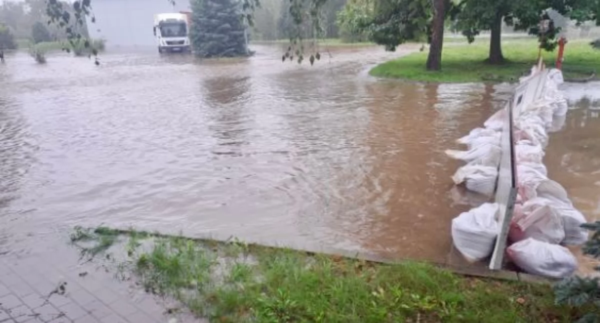 Dramat zaczął się w samo południe.....