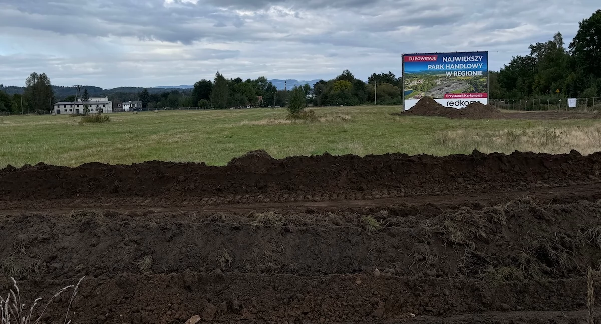 Park Handlowy Przystanek Karkonosze w Miłkowie. Prace już się rozpoczęły
